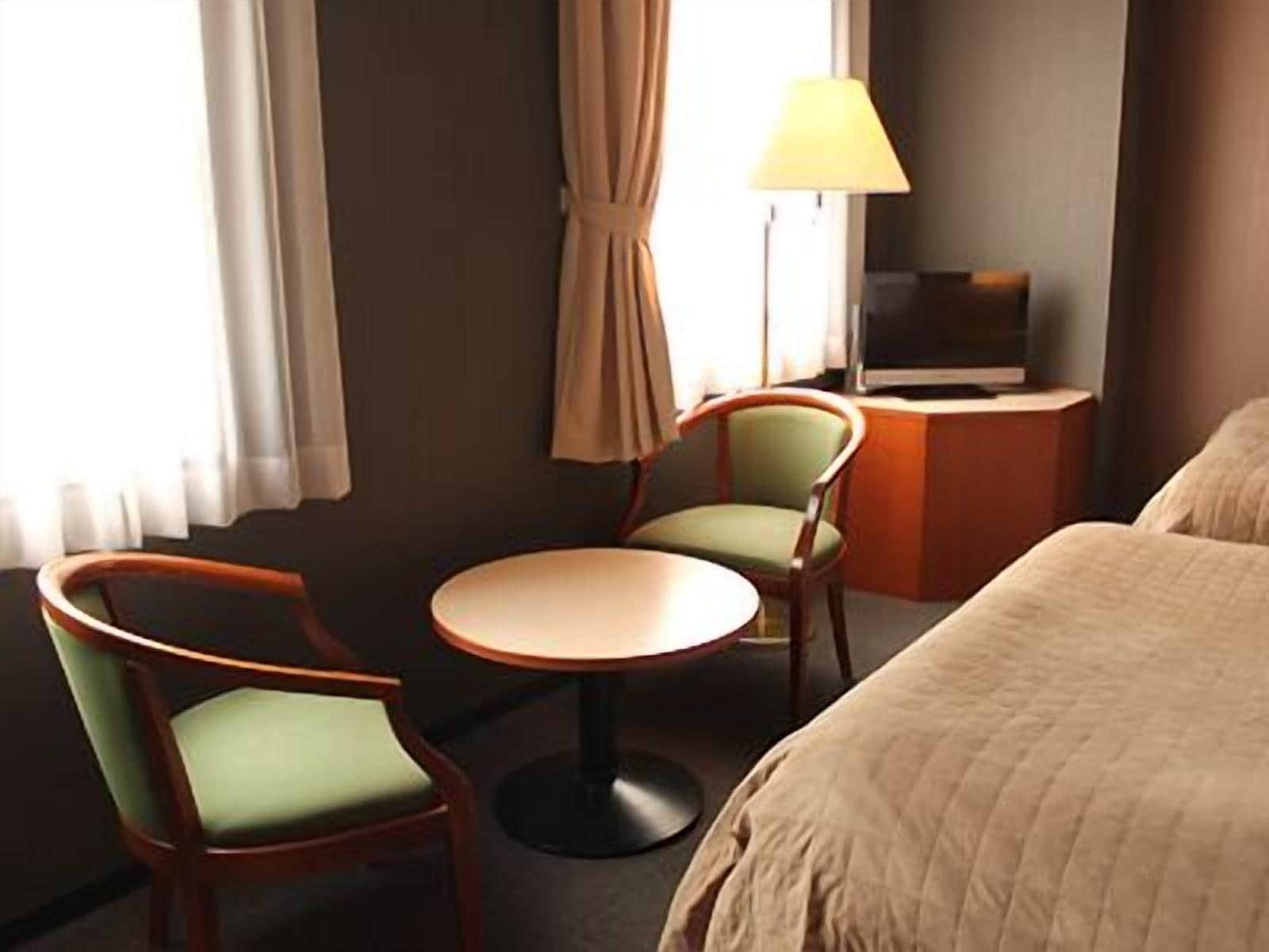 Hotel Livemax Budget Hiratsuka Ekimae Exterior photo